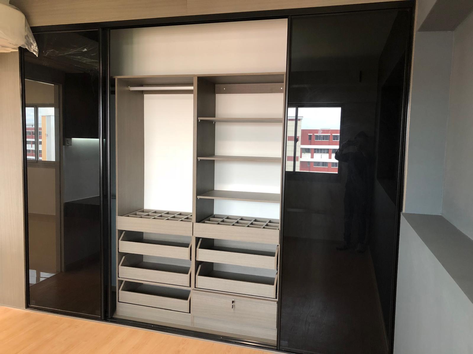 Living Art Wardrobe Design